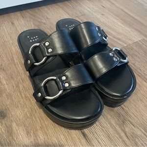 Platform sandals